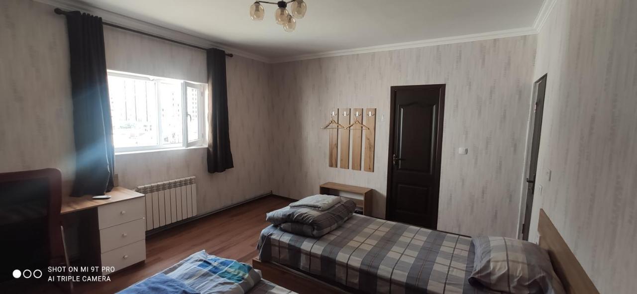 Green House Hostel Duszanbe Zewnętrze zdjęcie